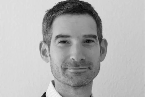 Prof. Dr. Julien Béthune Julien Béthune